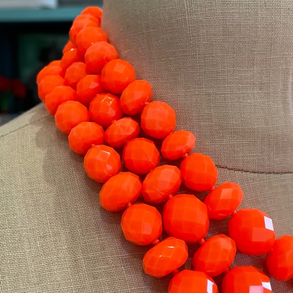 Rare & HTF Kate Spade Give It A Swirl Triple Strand Necklace in Surprise Coral - Picture 7 of 10